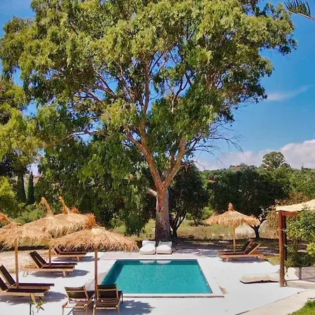 Anna Maria Daire Lixouri